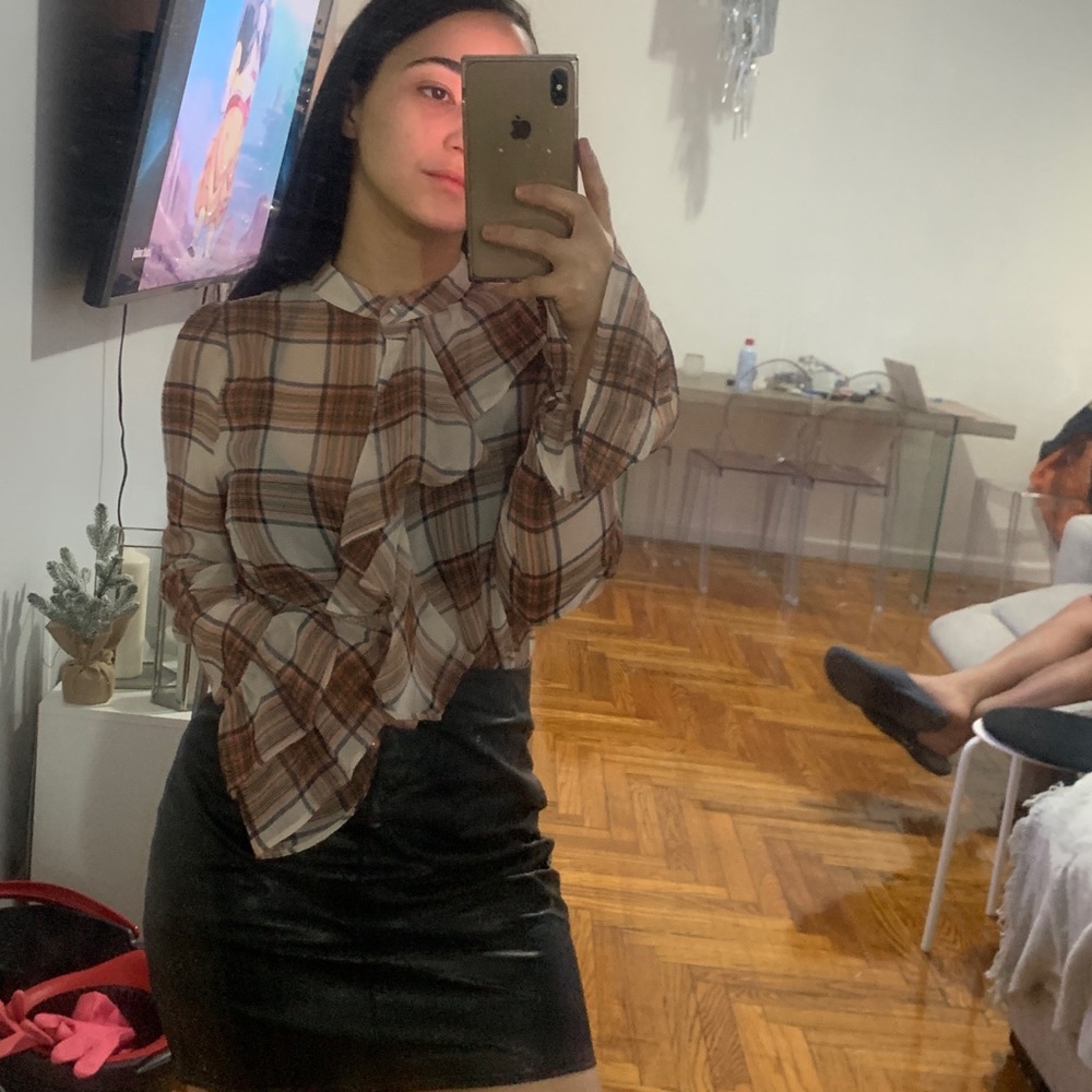Ruffle plaid top